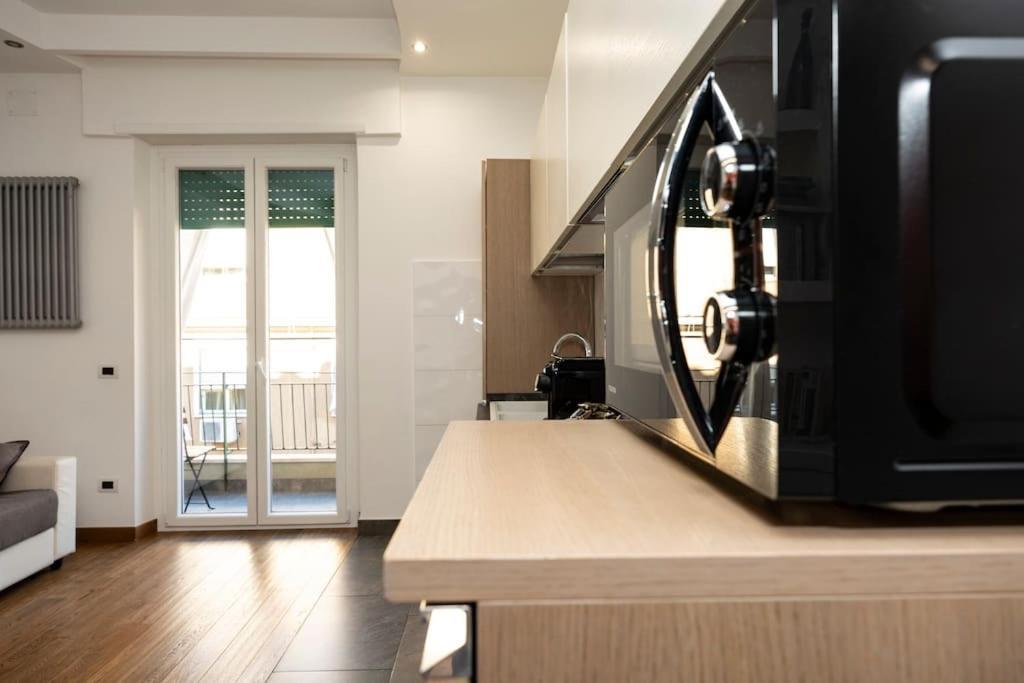 Stylish Apartment Rome Air Conditionig Wifi Tv 50 Metro 4 Minutes Away Ngoại thất bức ảnh